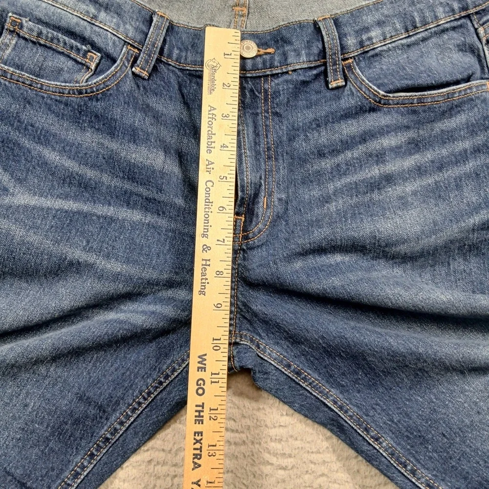 Old Navy Wow Boyfriend Jeans Womens 12 Mid-Rise Medium Wash Straight‎ Denim EUC